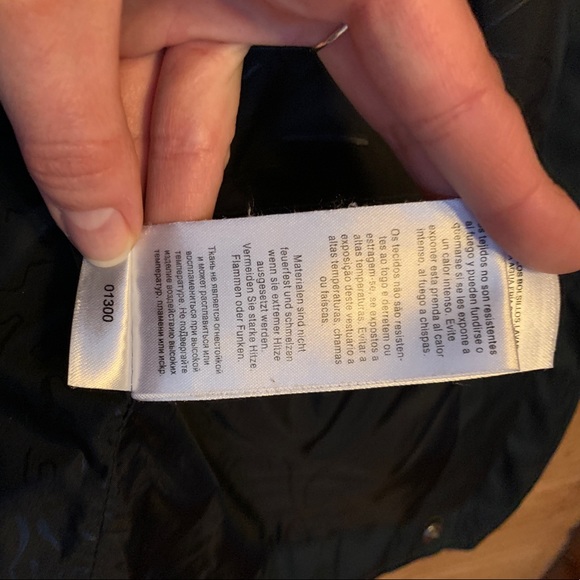 Columbia raincoat - Picture 2 of 12